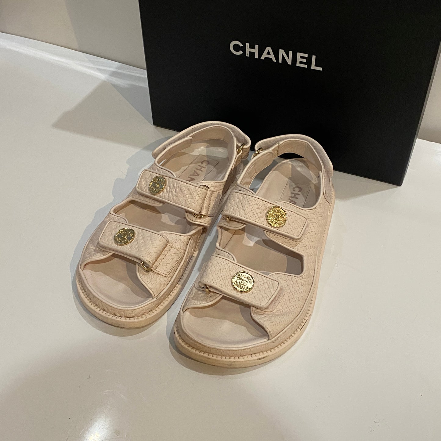 Chanel pink leather dad sandals size 37 U.K. 4