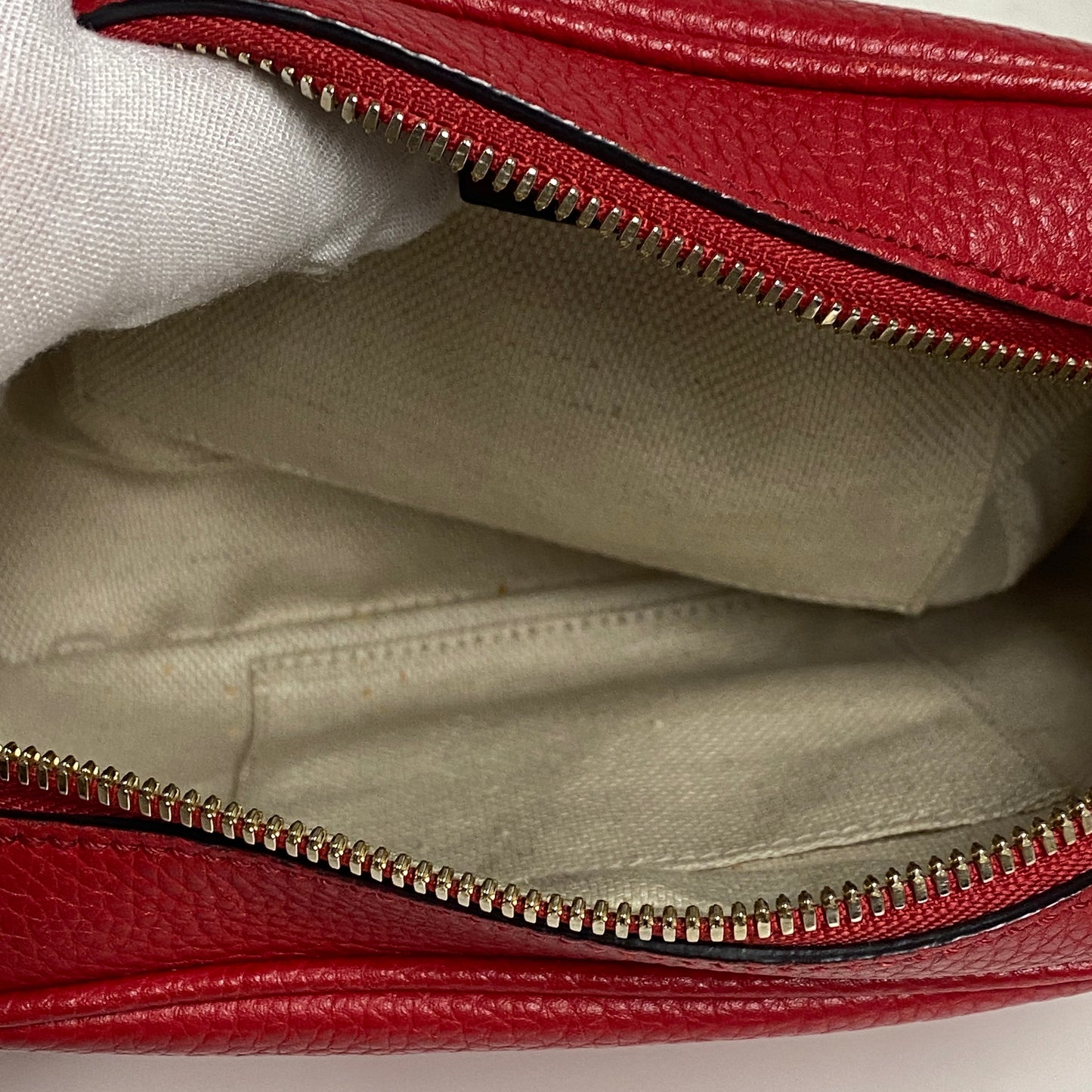 Gucci soho disco bag red leather