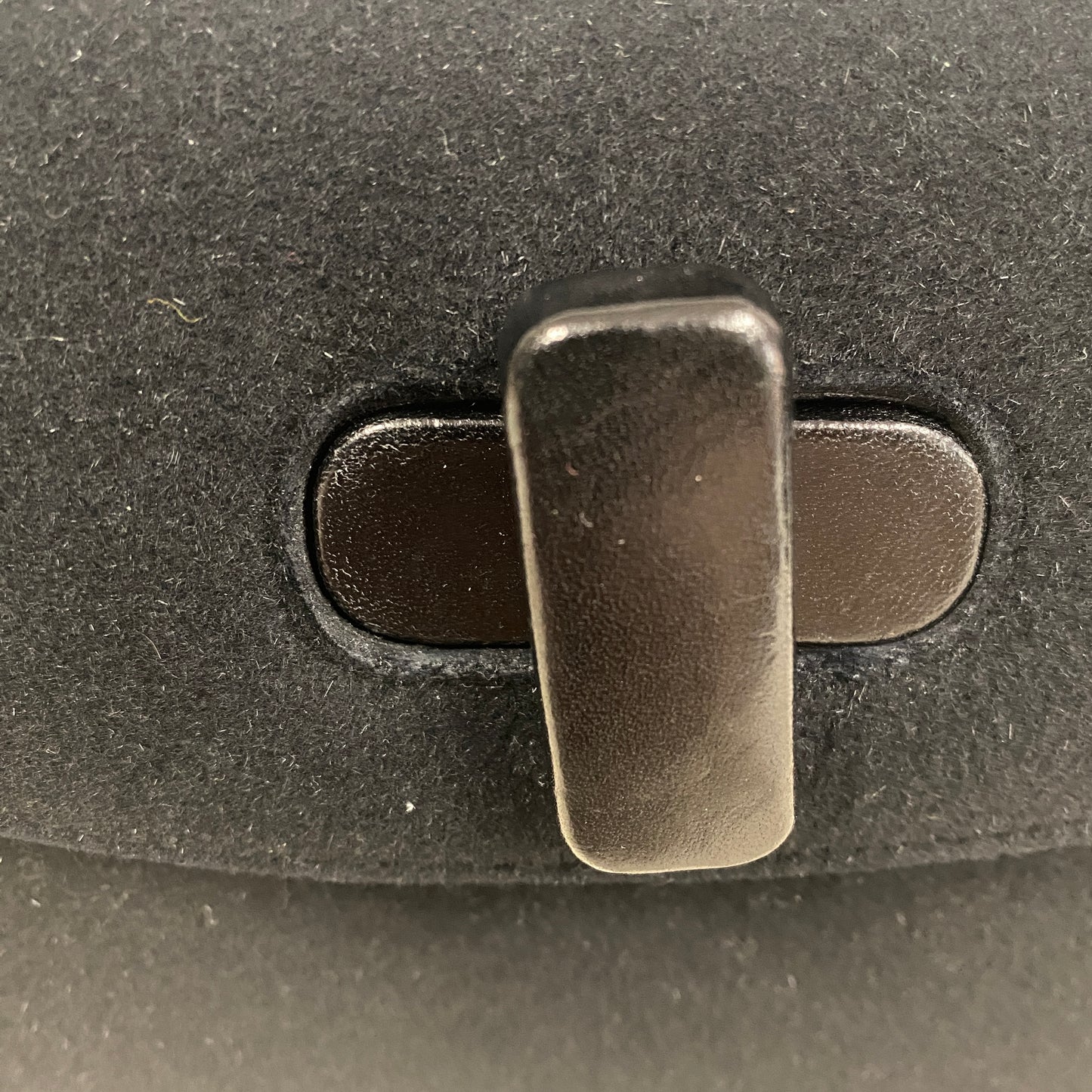 Gucci vintage top handle belvet & leather bag