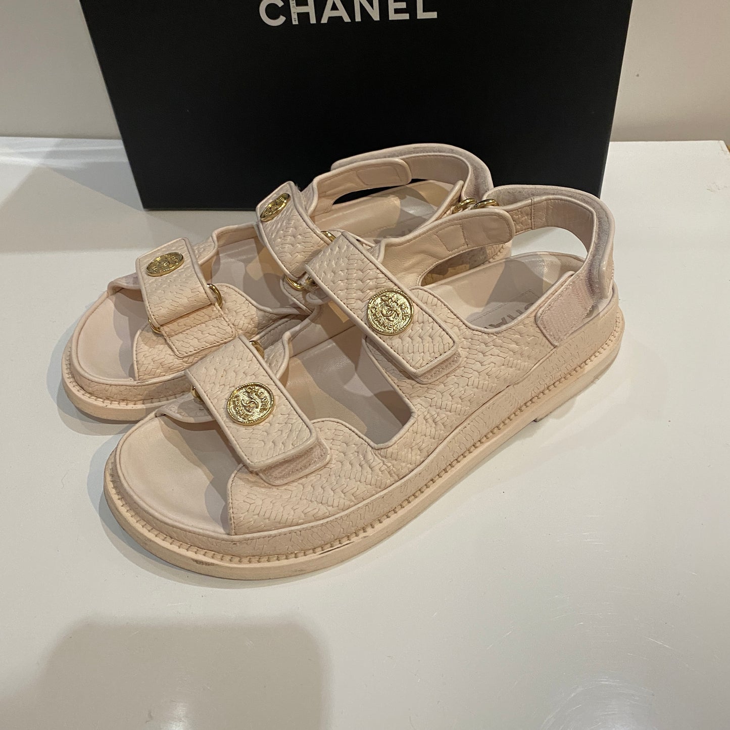 Chanel pink leather dad sandals size 37 U.K. 4