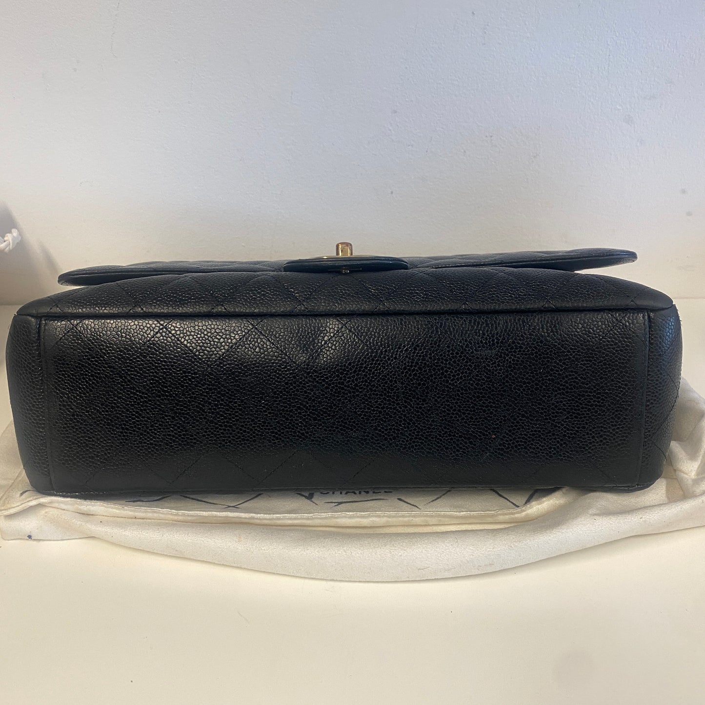 chanel black leather maxi jumbo double flap bag