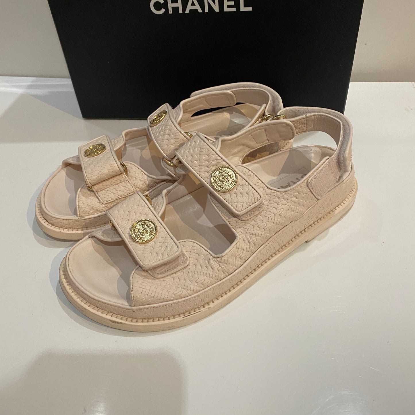 Chanel pink leather dad sandals size 37 U.K. 4