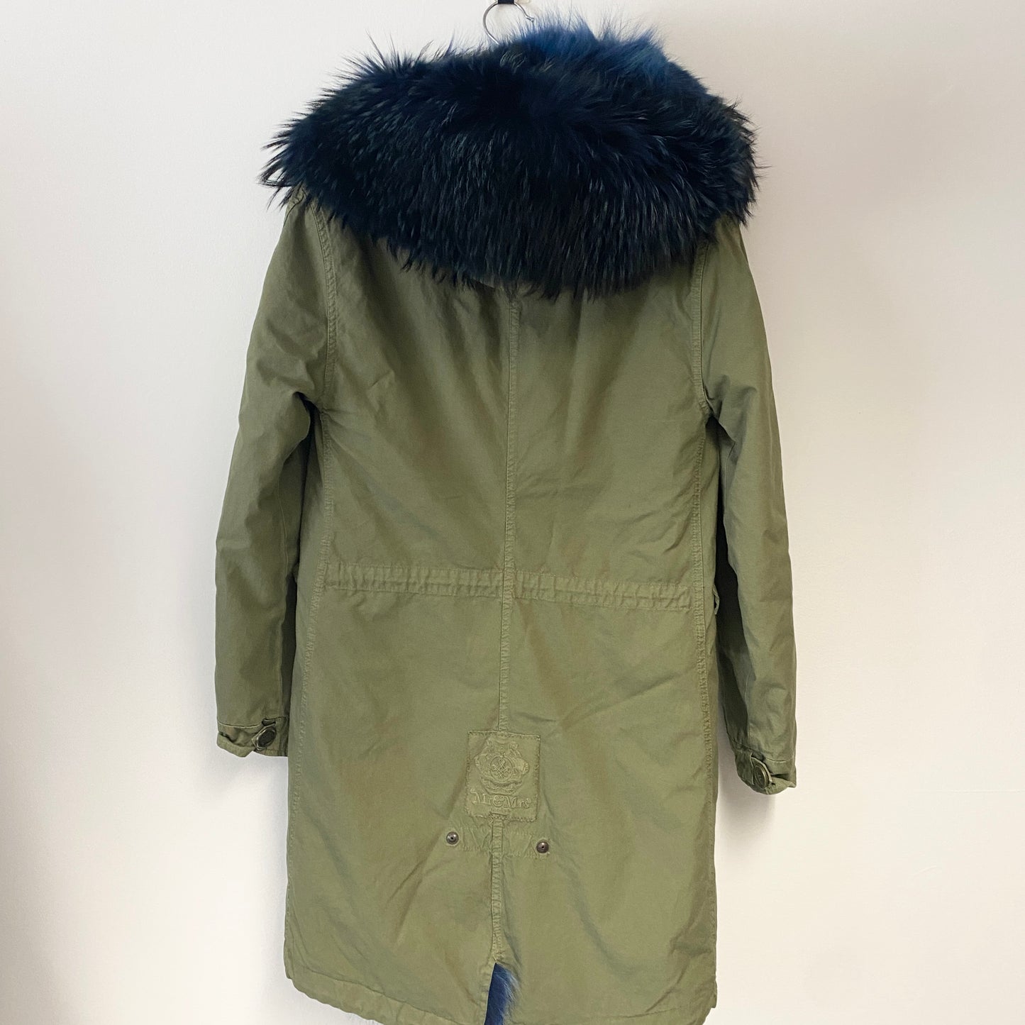 Mr&Mrs Italy fur lined parka coat Green khaki with Coyote fur interior. size XS