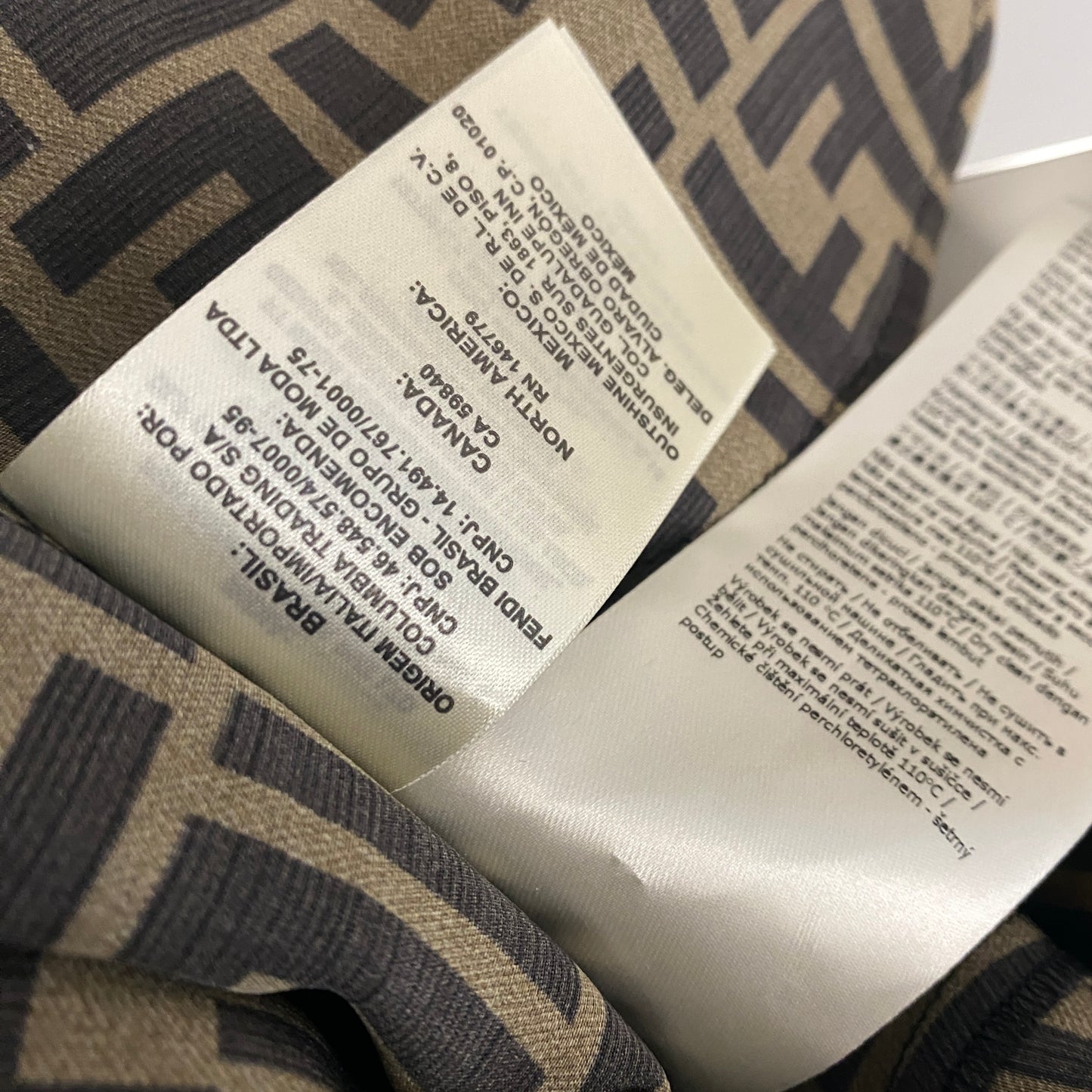 Fendi FF silk wide leg trousers Size 38 U.K. 6  Great condition