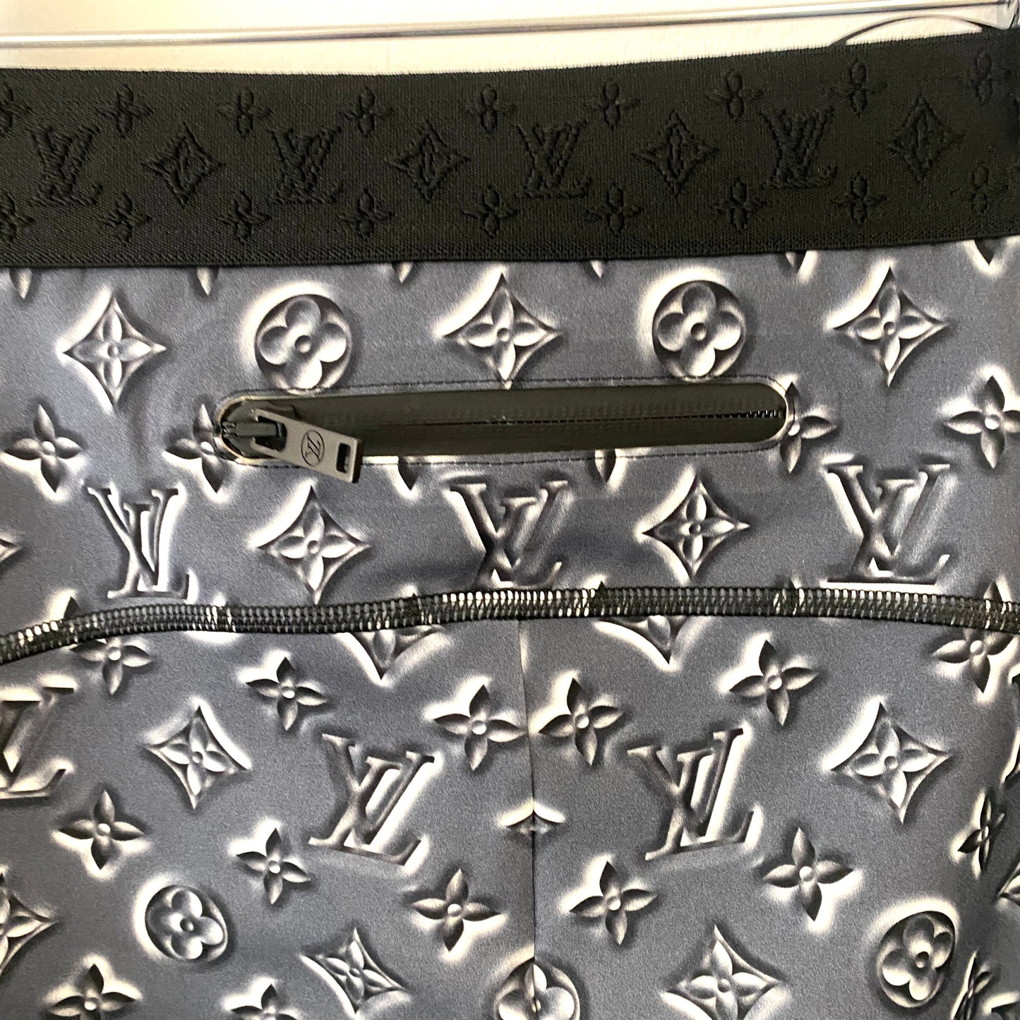 Louis Vuitton monogram leggings size 36 U.K. 6-8