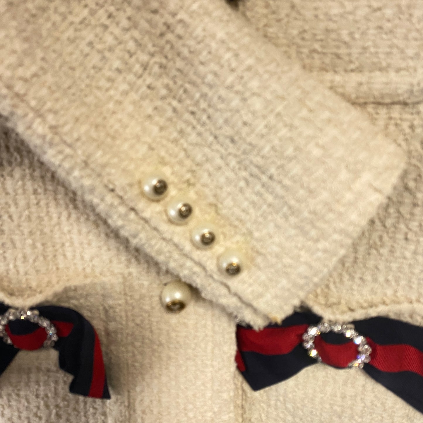 Gucci Cream Bow Detail Tweed Cropped jacket  Size 38 U.K. 6
