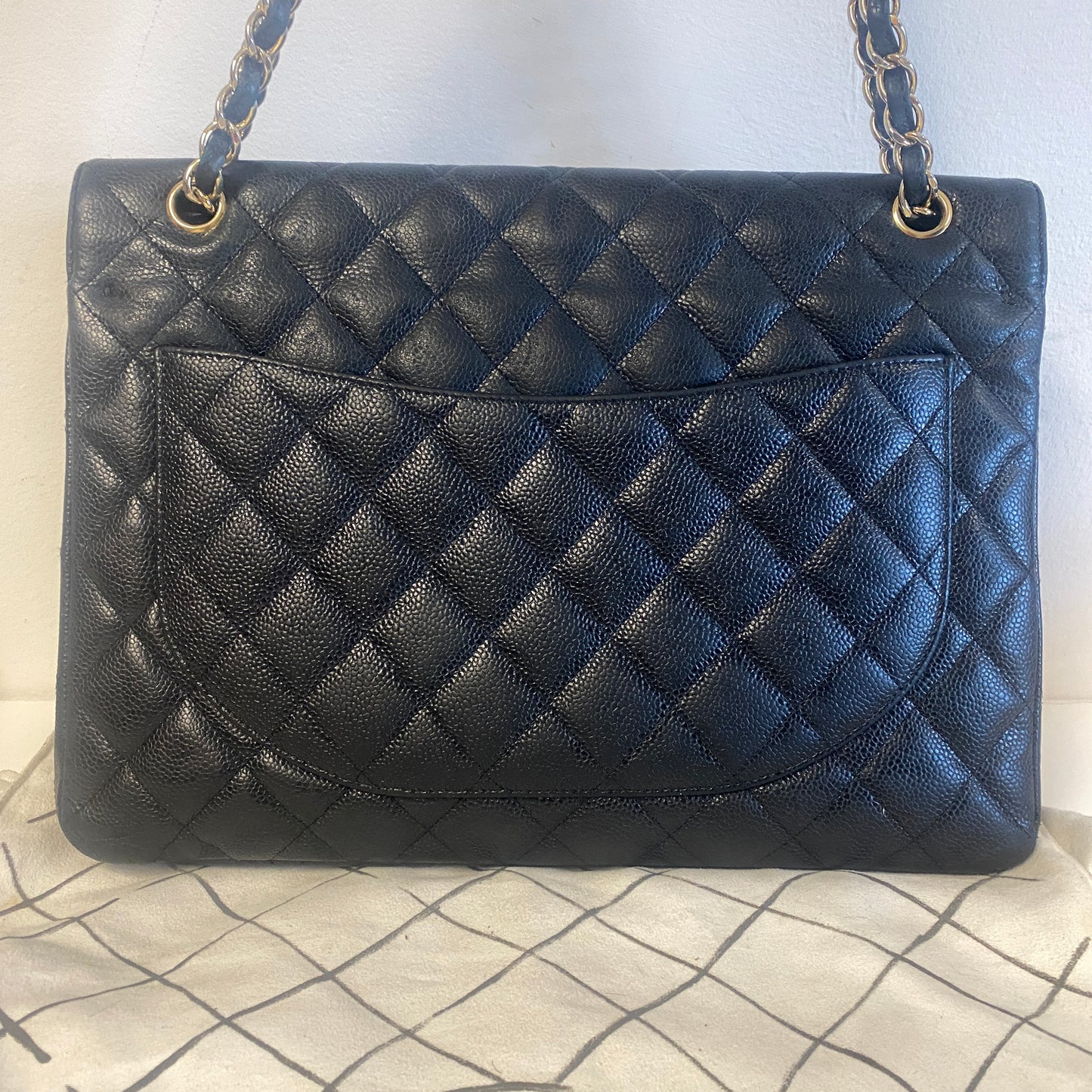chanel black leather maxi jumbo double flap bag