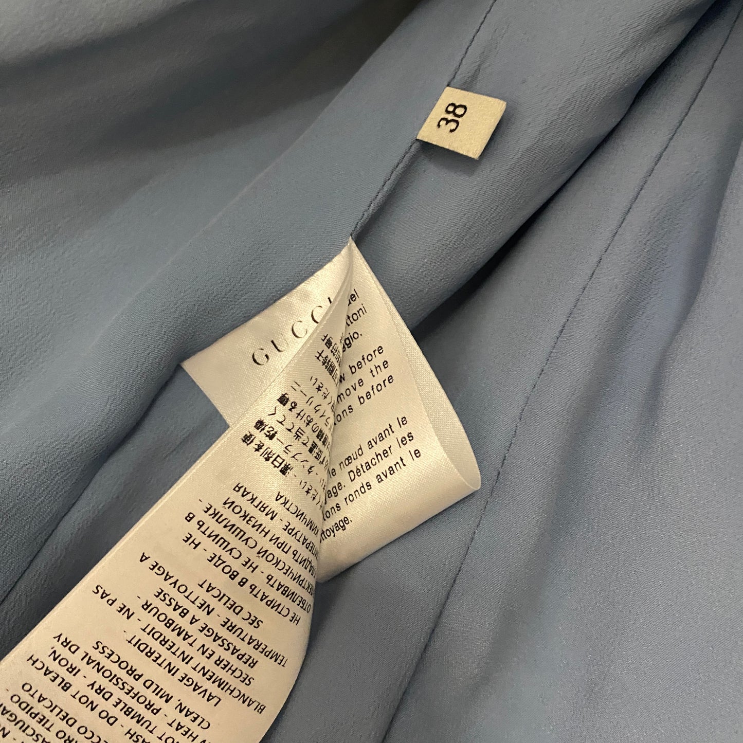 Gucci Cream Bow Detail Tweed Cropped jacket  Size 38 U.K. 6