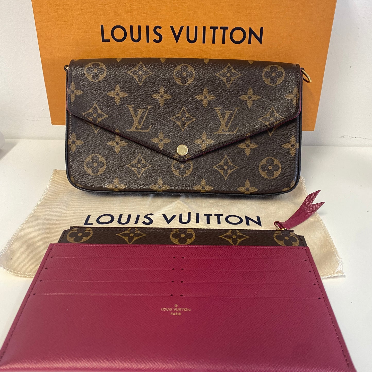 Louis Vuitton felicie pochette