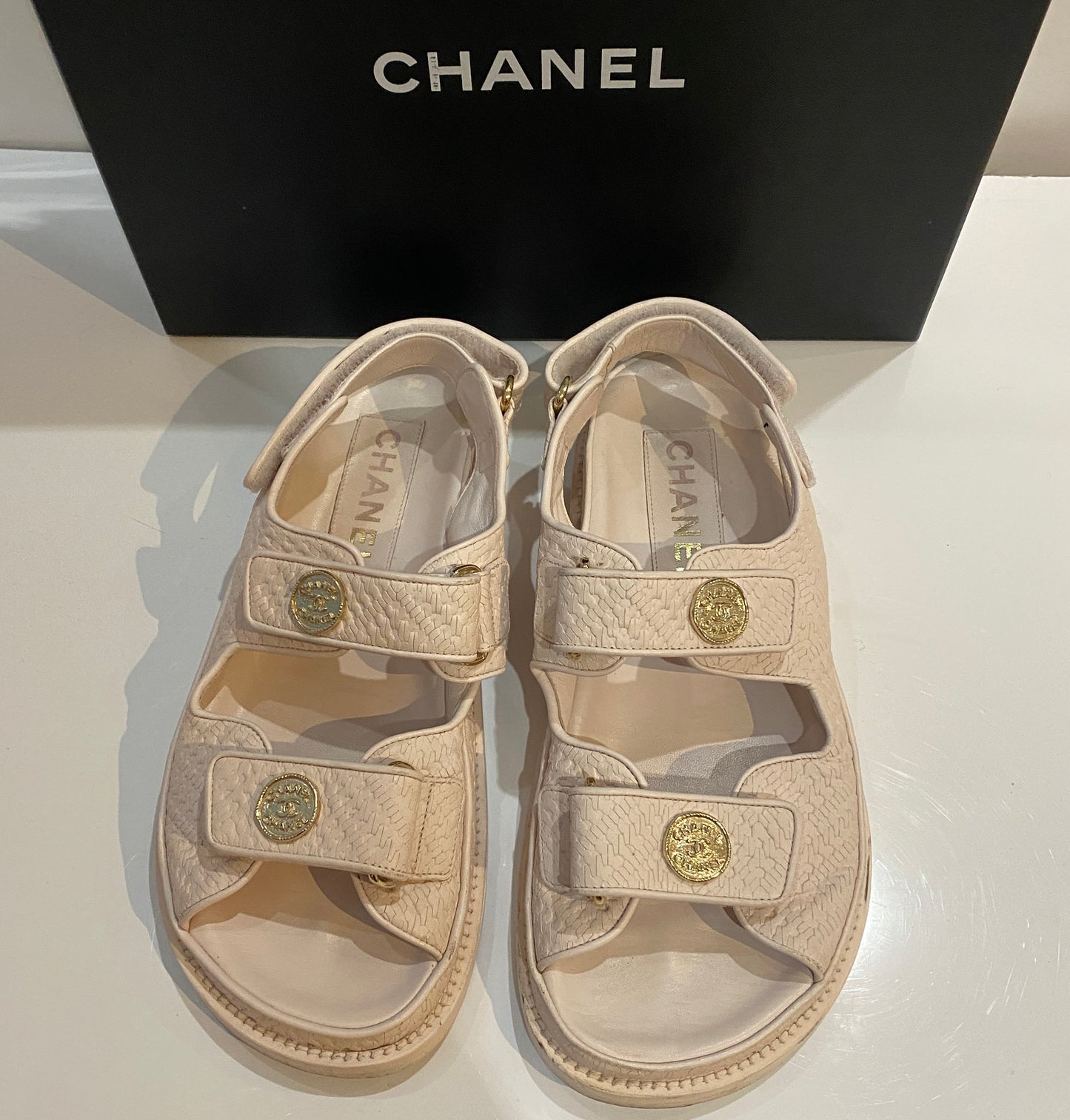 Chanel pink leather dad sandals size 37 U.K. 4