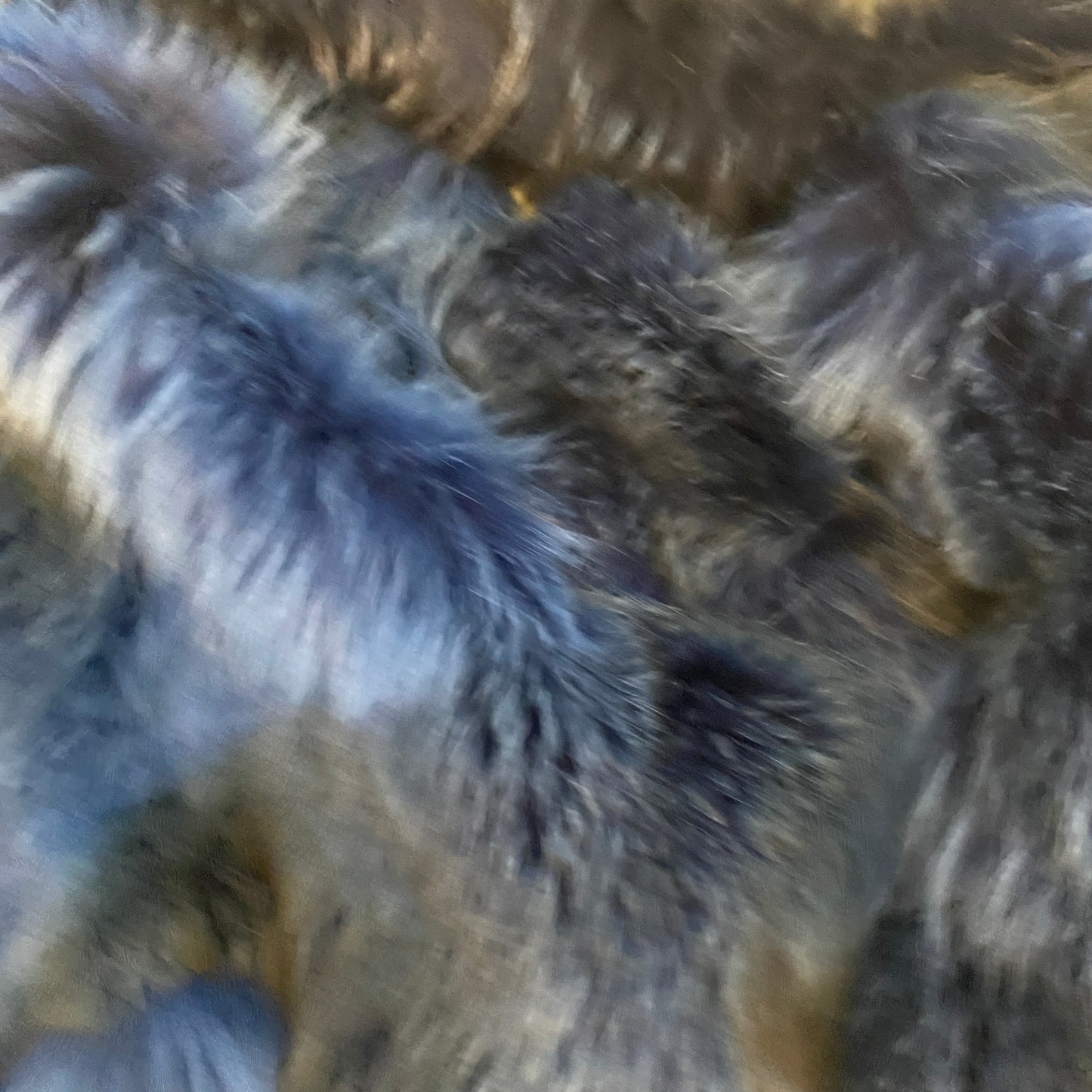 Mr&Mrs Italy fur lined parka coat Green khaki with Coyote fur interior. size XS