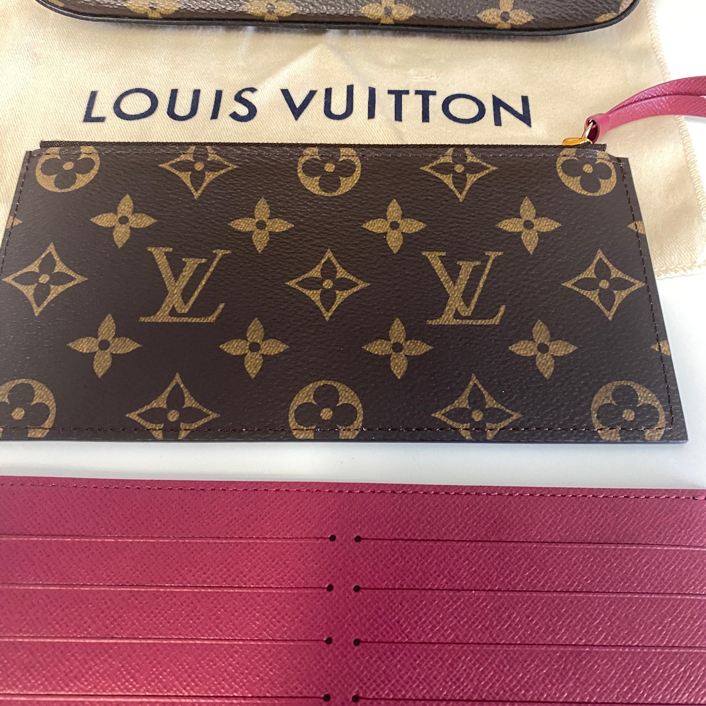 Louis Vuitton felicie pochette