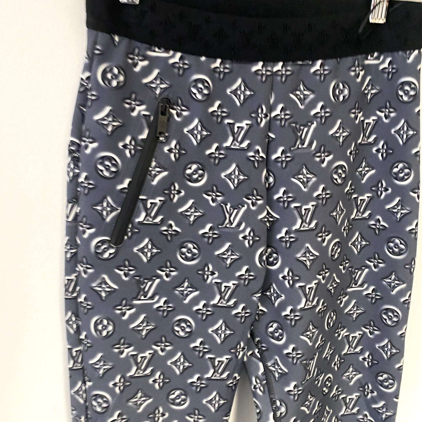 Louis Vuitton monogram leggings size 36 U.K. 6-8