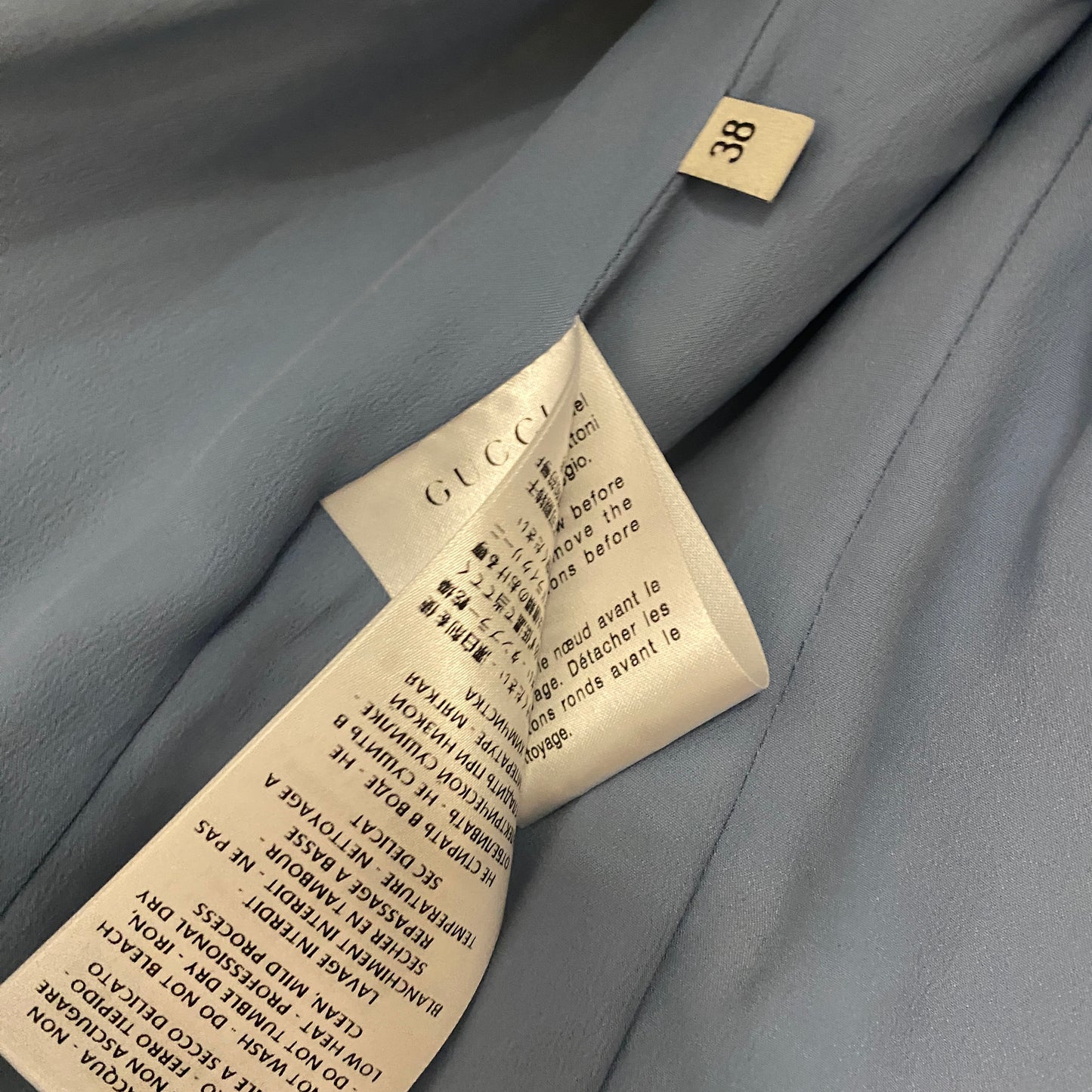 Gucci Cream Bow Detail Tweed Cropped jacket  Size 38 U.K. 6