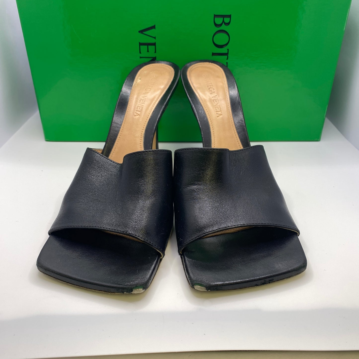 bottega veneta black leather stretch mules size 37.5 uk 4.5