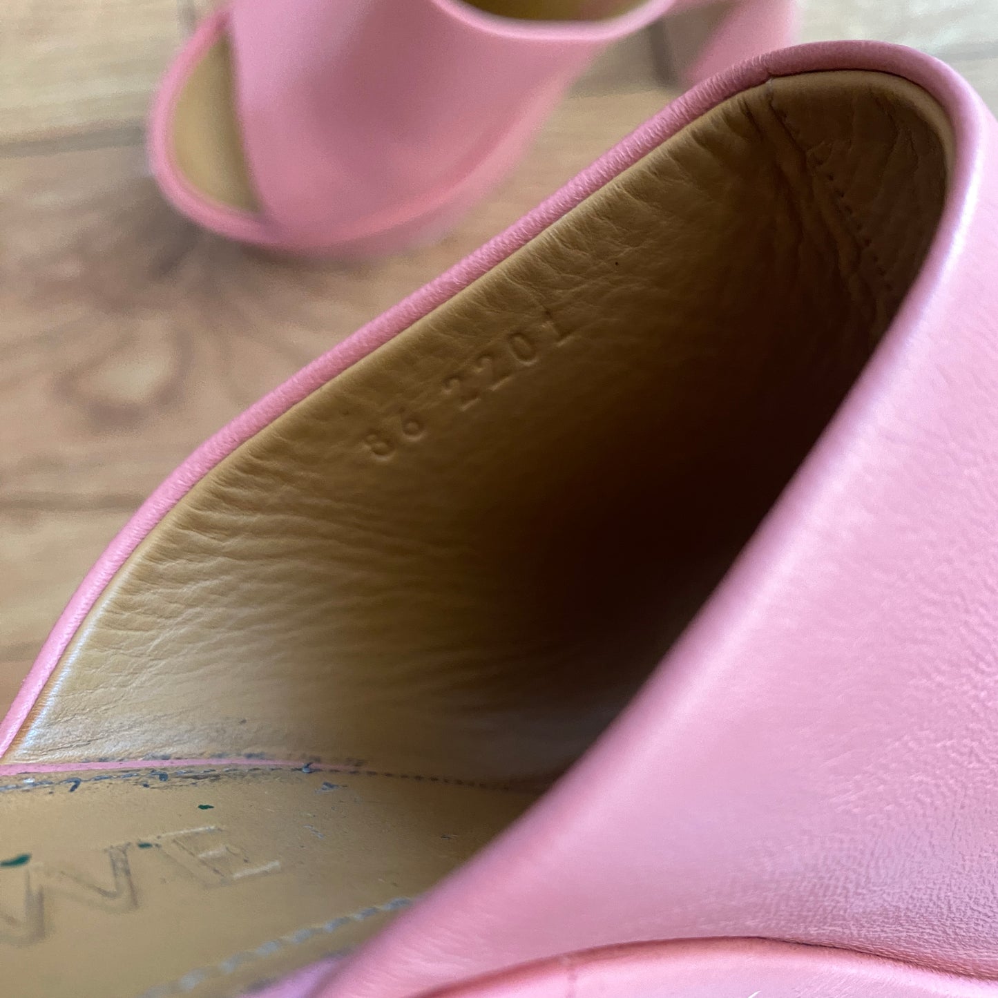 Loewe x Paula’s Ibiza pink leather platform mules Size 38