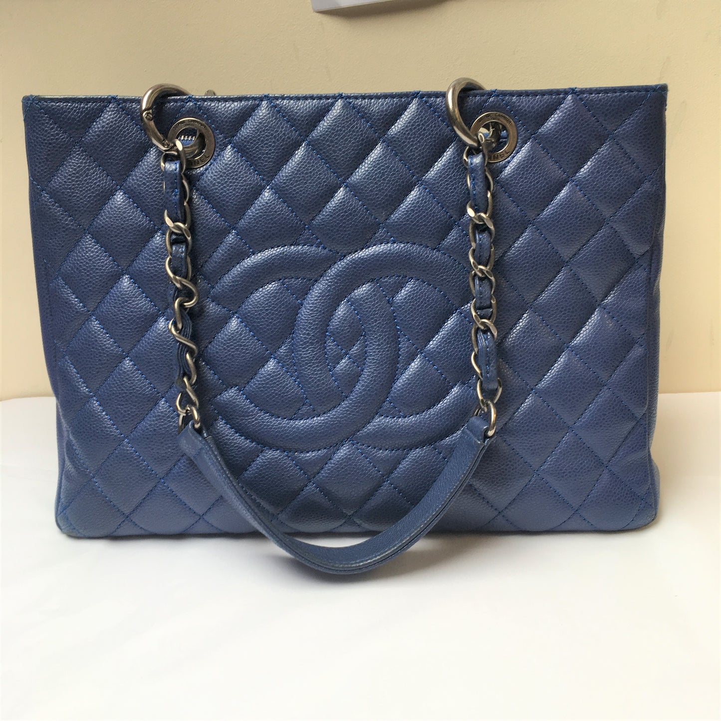 CHANEL BRIGHT BLUE CAVIAR LEATHER GST GRAND SHOPPING TOTE